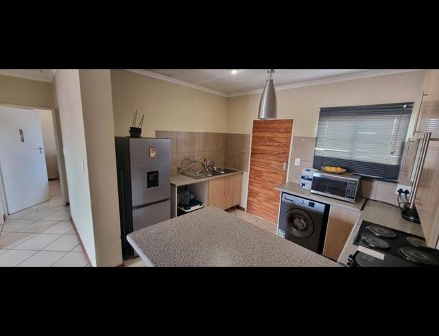 2 BEDROOM APARTMENT FOR SALE IN MONAVONI